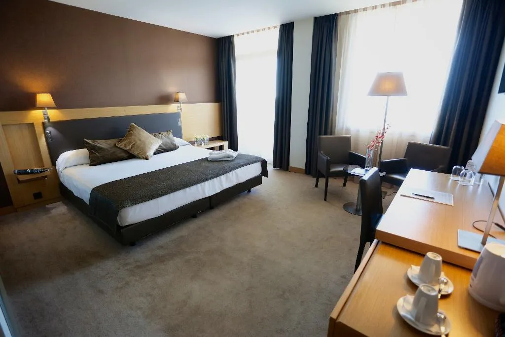Double or Twin CLASSIC Room, Gran Palas Hotel, Costa Brava