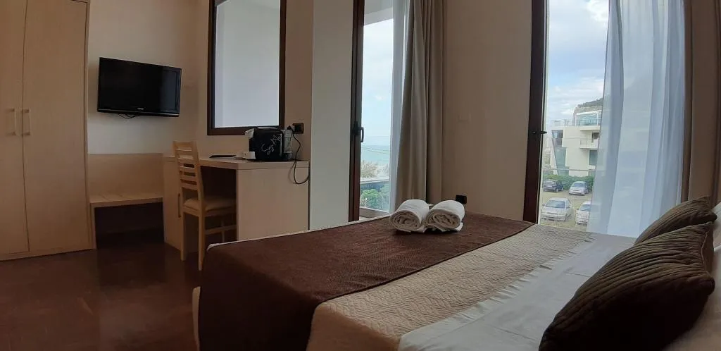 Room, Villa Cerniglia, Palermo