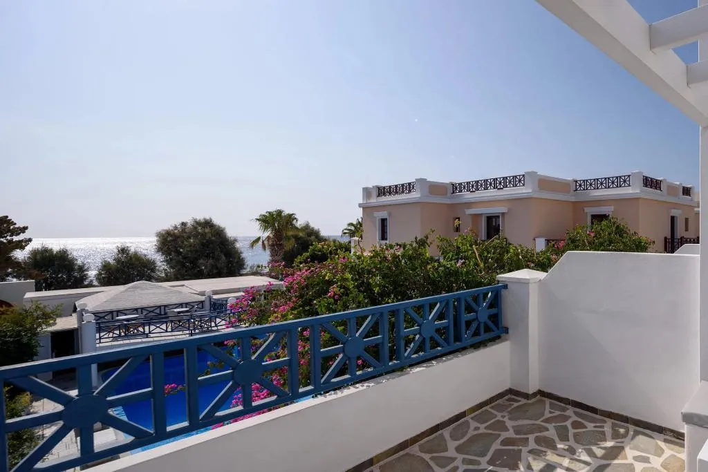 DOUBLE SUPERIOR Room, Veggera Hotel, Santorini