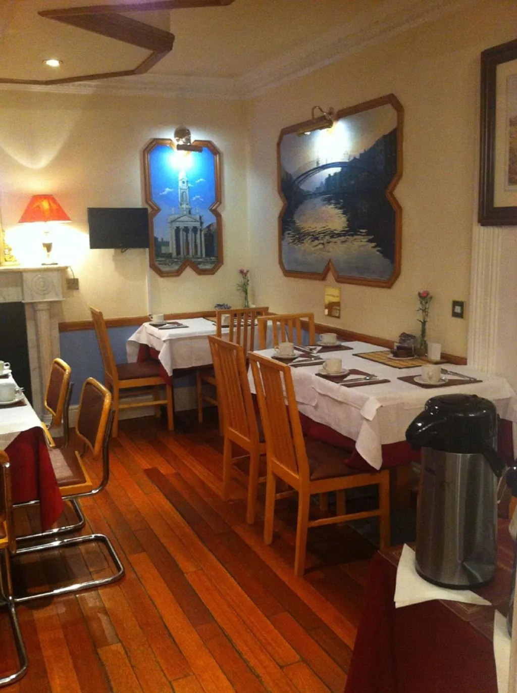 Restaurant, Leeson Bridge Guesthouse, Dublin