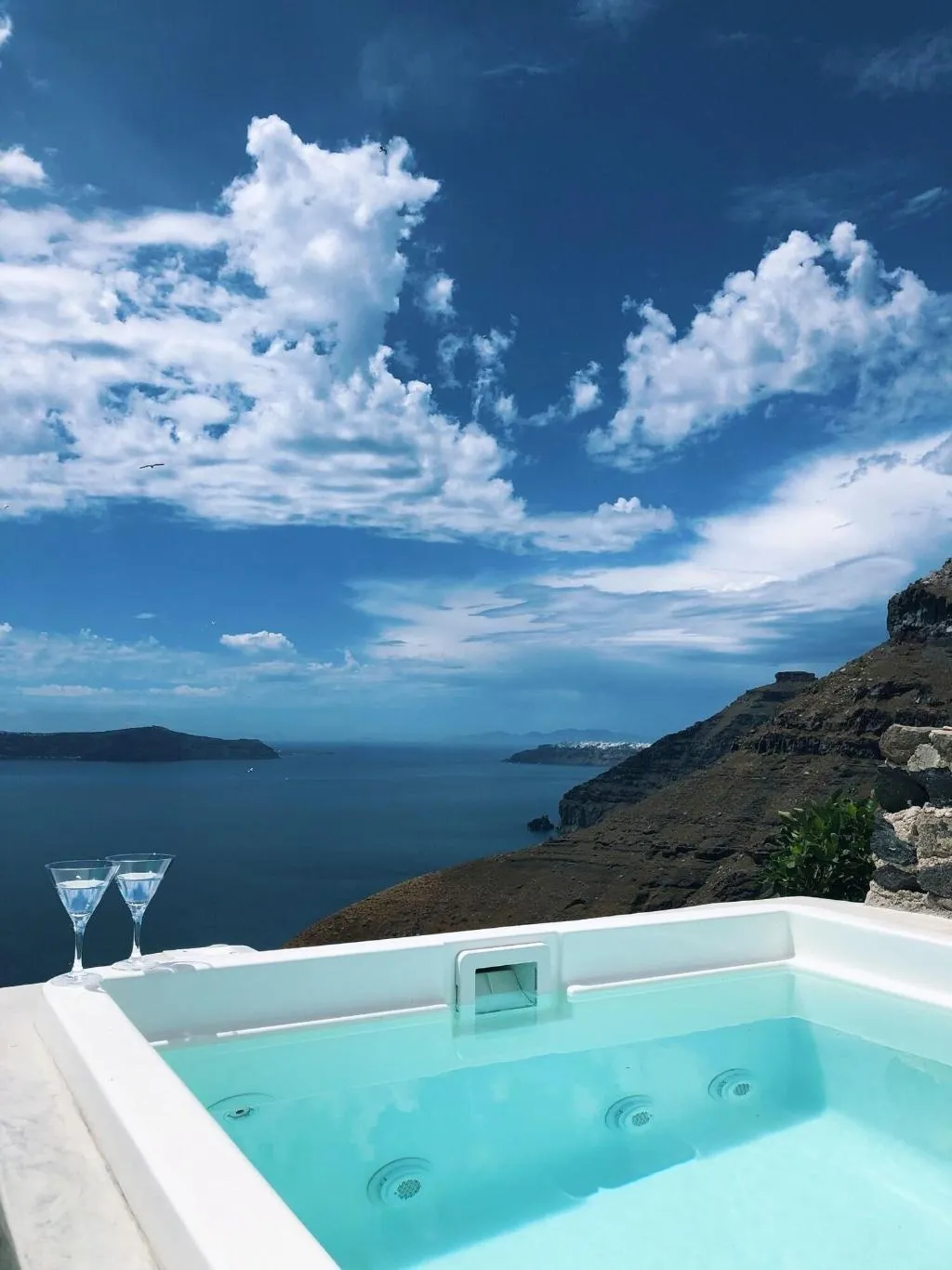 Room, Golden Grey Goose, Santorini