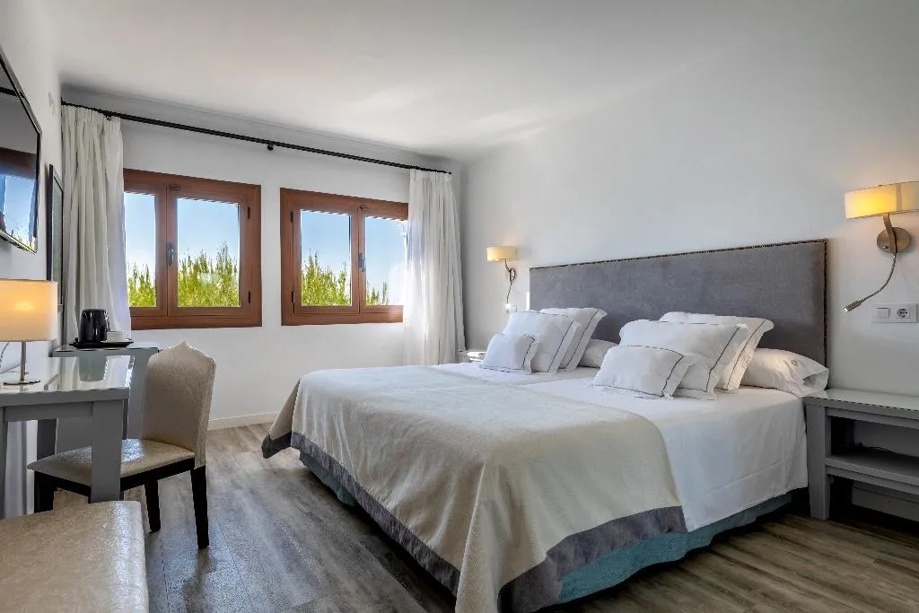 DOUBLE SEA VIEW Room, Hoposa Bahia, Majorca