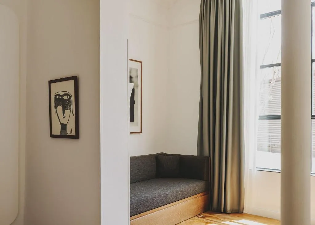 STUDIO KING SIZE BED Room, Regina, Barcelona