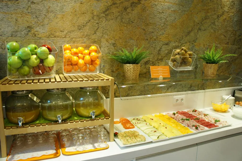 Restaurant, Ibis Styles Madrid Prado, Madrid