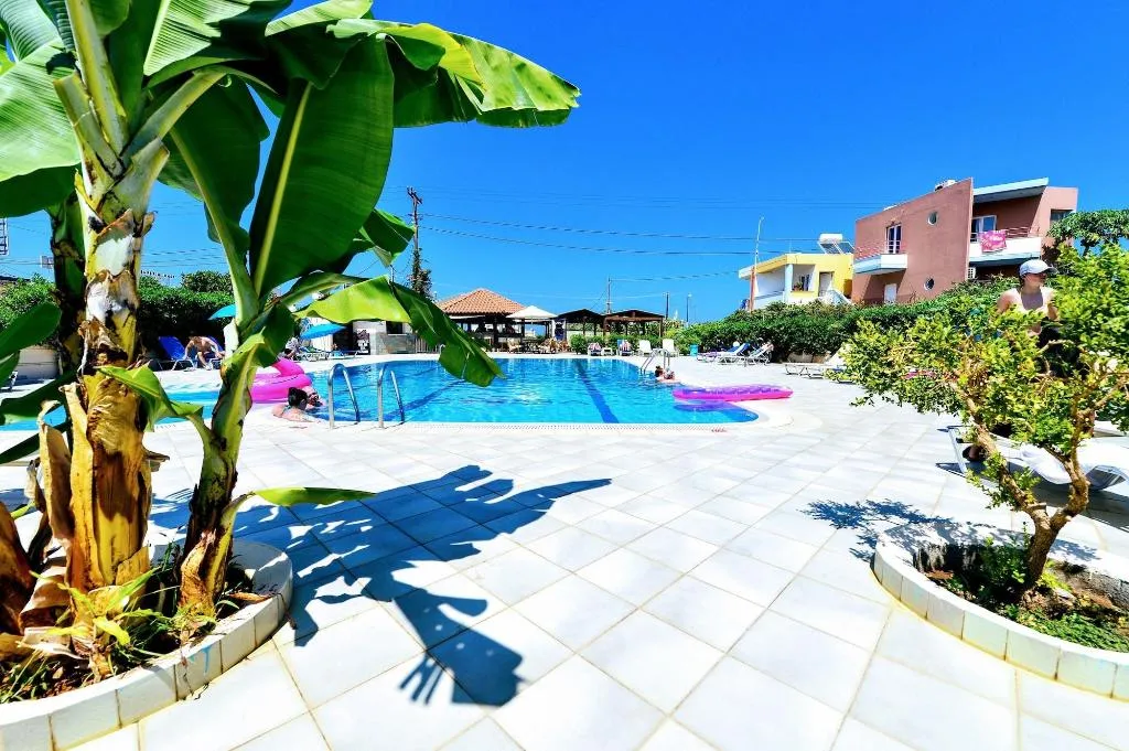 Sports and Entertainment, Vergas Beach, Crete