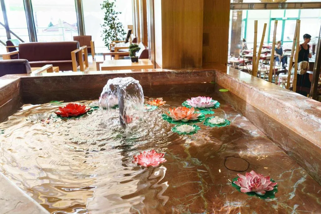 Lobby, Isabel, Costa Del Sol