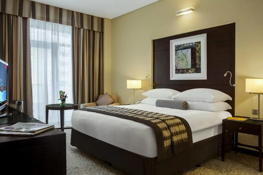 DOUBLE DELUXE POOL VIEW Room, TIME Oak Hotel & Suites, Dubai