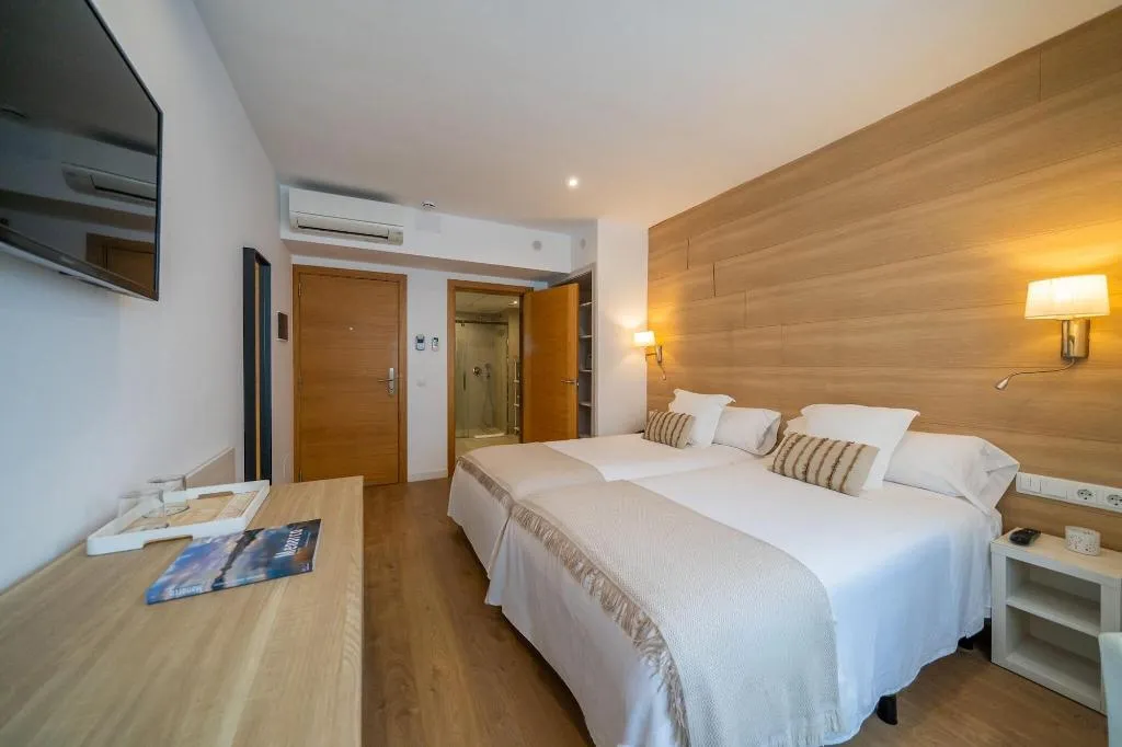 Room, Hostal Menurka, Menorca