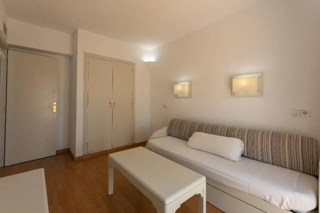 APARTMENT STANDARD Room, Hotel Club Es Talaial, Majorca