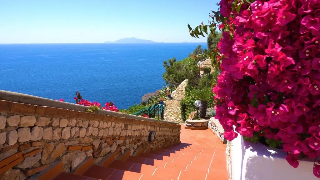 General view, Casa Orrico - Blue Grotto, Naples