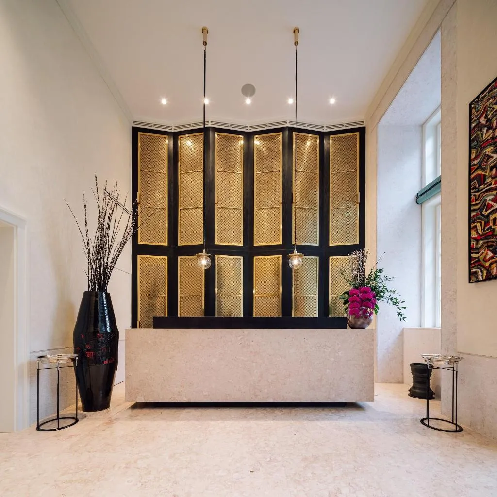 Lobby, Bairro Alto, Lisbon