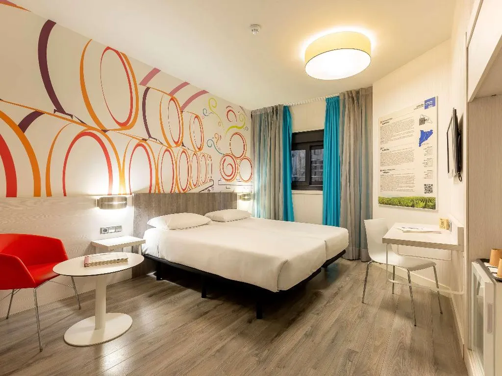 Double or Twin STANDARD Room, Ibis Styles Madrid Prado, Madrid