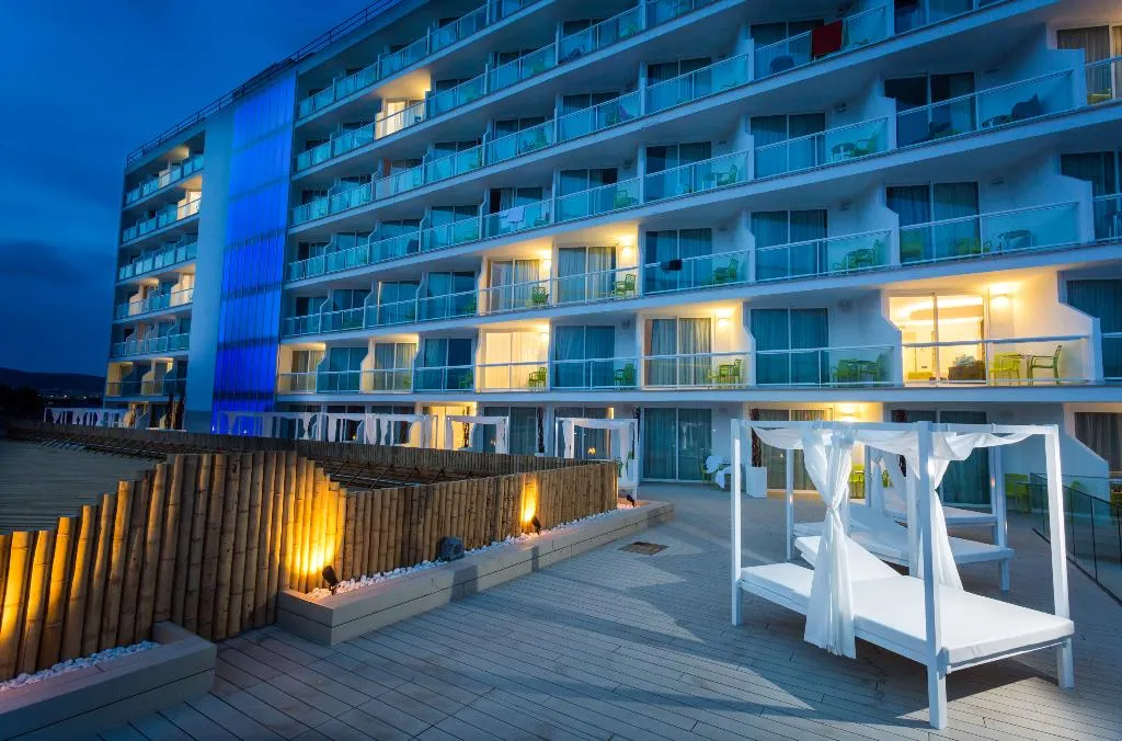 DOUBLE WITH TERRACE Room, The Ibiza Twiins, Ibiza