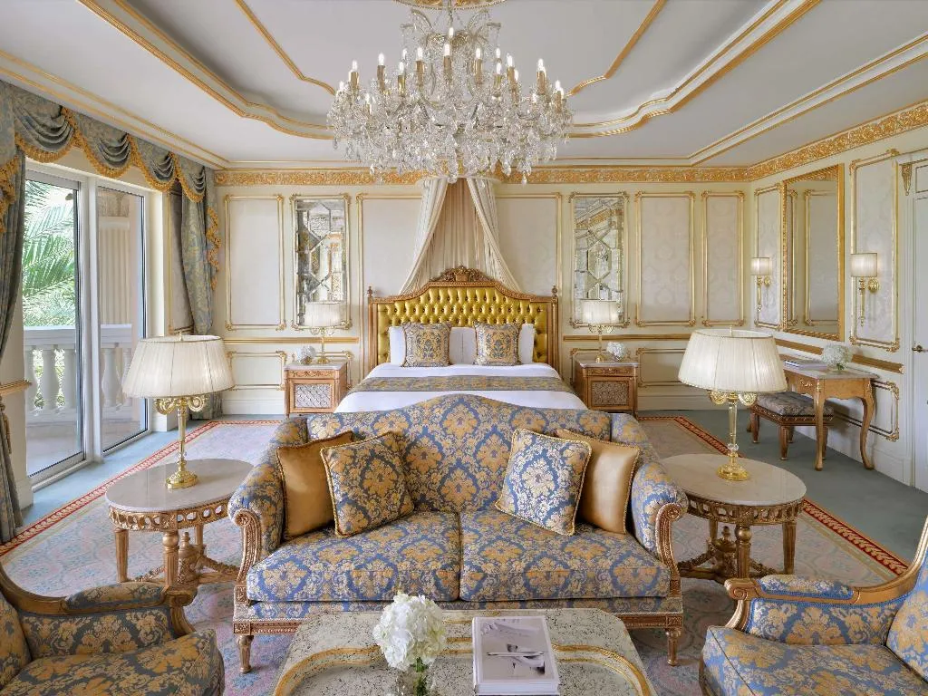 VILLA STANDARD Room, Raffles The Palm Dubai, Dubai