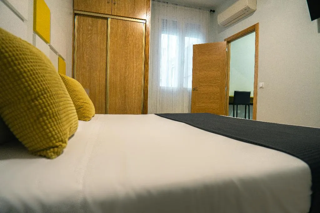APARTMENT CAPACITY 4 ONE BEDROOM Room, Smartr Chueca, Madrid