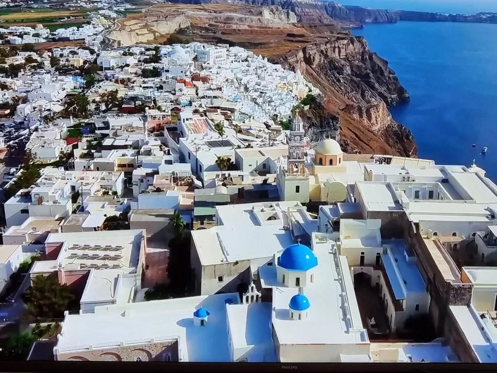 General view, Pleasure Beachside Studios, Santorini