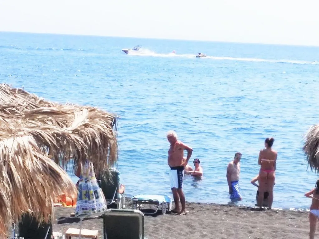Beach, Pleasure Beachside Studios, Santorini