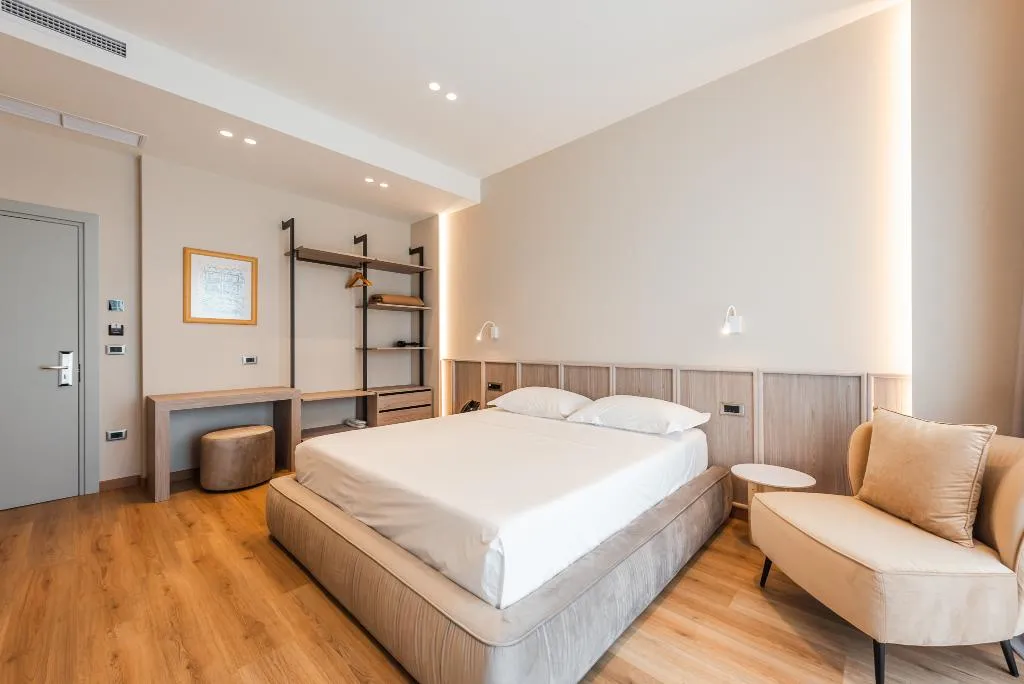 DOUBLE SEA VIEW Room, Aragosta Hotel, Durres