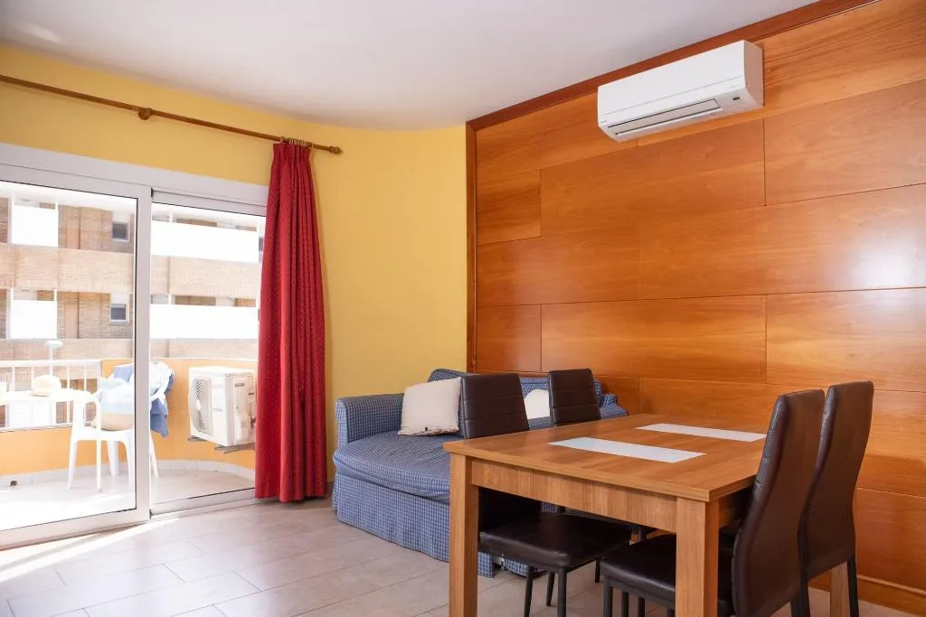 Room, Apartamentos Els Salats Estartit, Costa Brava