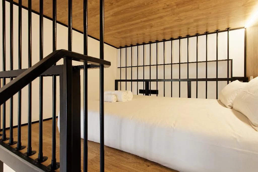 QUADRUPLE SUPERIOR WITH VIEWS Room, Green House Hotel, Barcelona