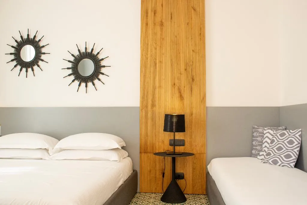 TRIPLE DELUXE WITH TERRACE Room, Badia Nuova Apart Hotel, Palermo