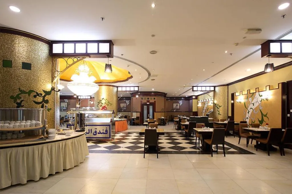 Restaurant, Al Bustan Tower Hotel Suites, Dubai