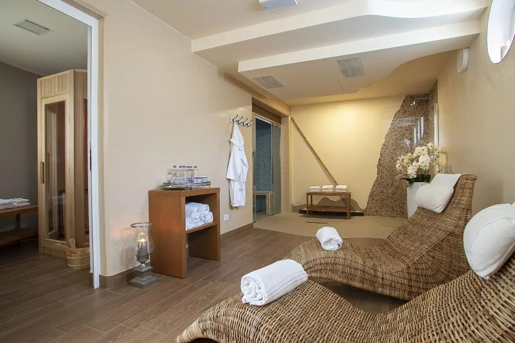 Sports and Entertainment, Park Hotel Ermitage, Venice