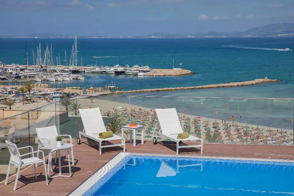 Pool, whala!beach, Majorca