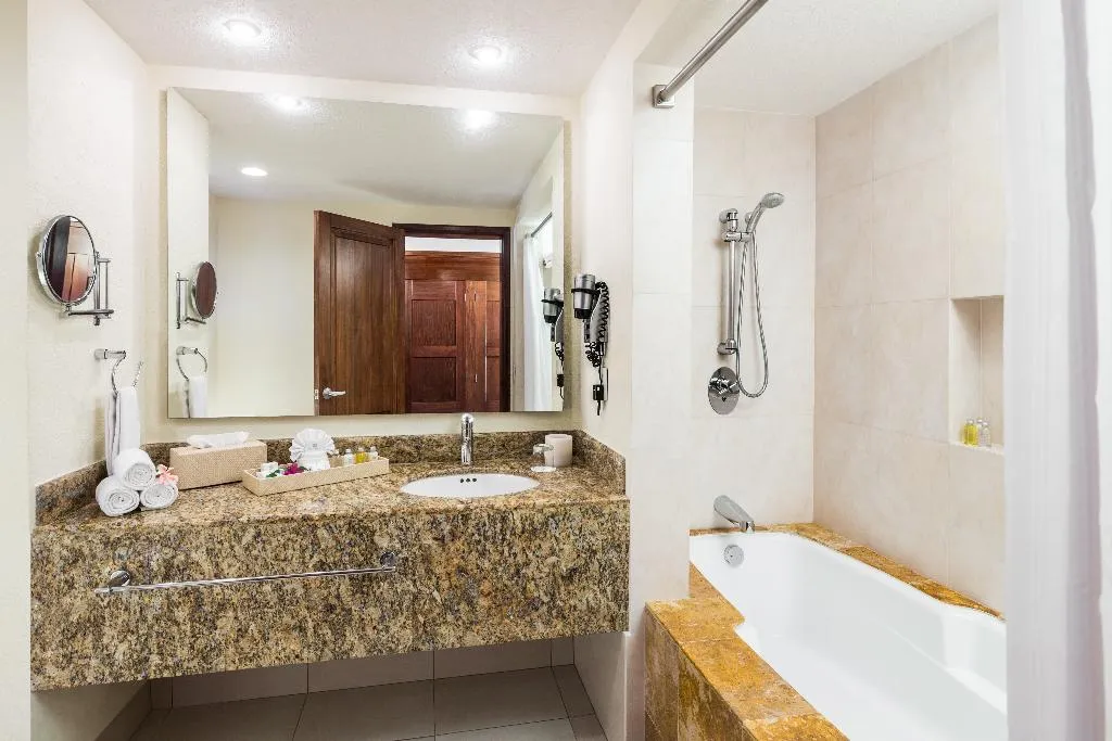 DOUBLE GARDEN VIEW Room, BlueBay Grand Esmeralda, Playa Del Carmen