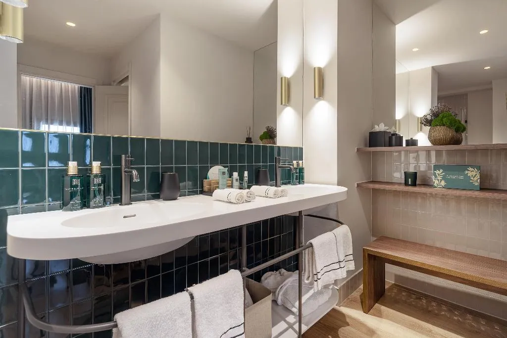 SUITE STANDARD Room, Melia Milano, Milan