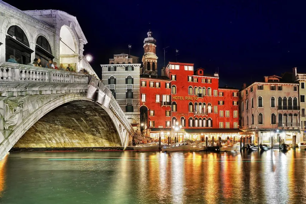 General view, Ca' Rialto House, Venice