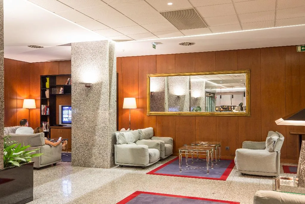 Lobby, 3K Madrid, Lisbon