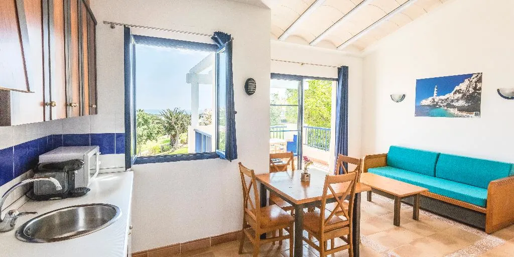 Room, Bimbolla Apartaments, Menorca