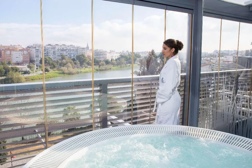 Sports and Entertainment, Ribera de Triana Hotel, Seville
