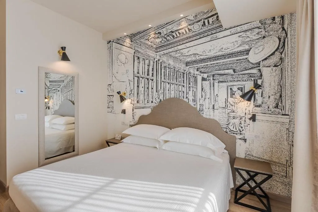 Double or Twin SUPERIOR Room, Grand hotel Mediterraneo, Florence