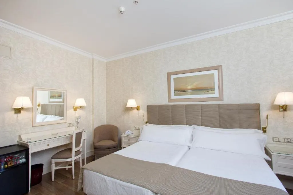 DOUBLE SUPERIOR Room, Hotel Atlantico, Madrid