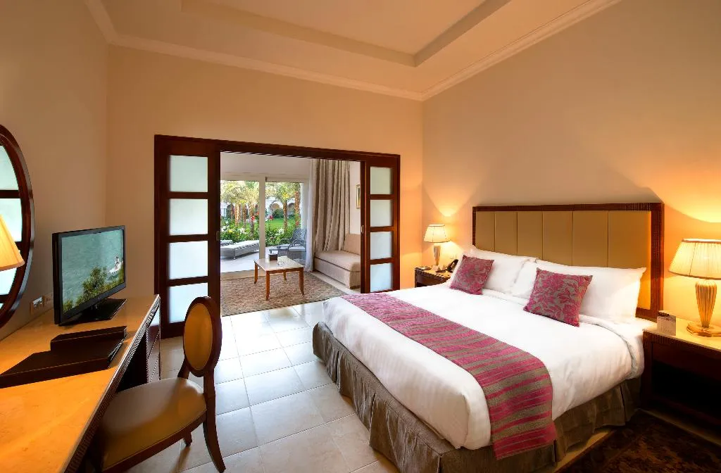 FAMILY ROOM SEA VIEW Room, Baron Palace, Red Sea Riviera