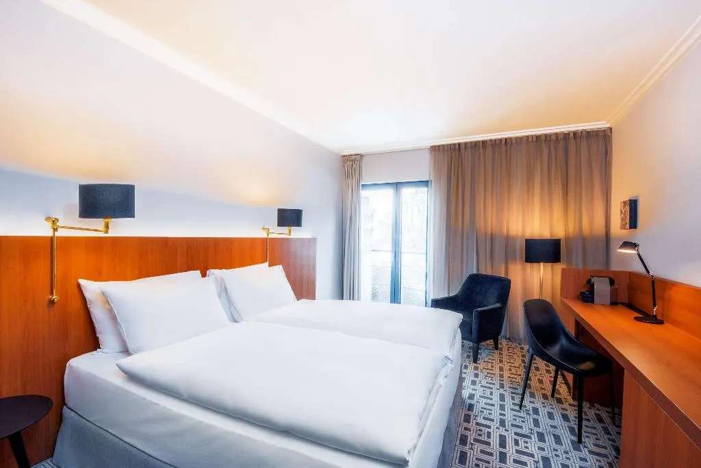 DOUBLE SUPERIOR Room, NH Prague City, Prague