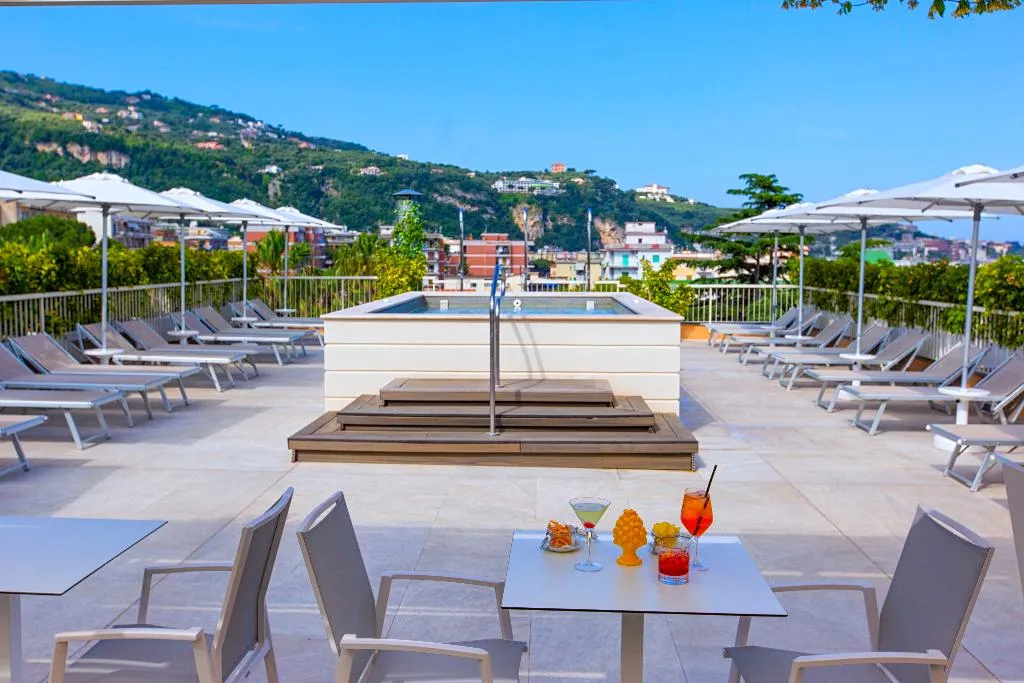 Terrace, Michelangelo, Naples