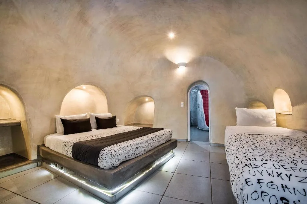 Room, Hotel Katerina's Castle, Santorini