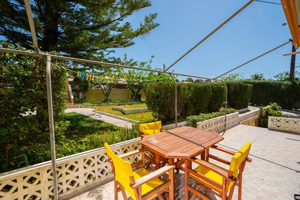 APARTMENT GARDEN VIEW ONE BEDROOM Room, Lorenzo House Apartments, Kefallinia