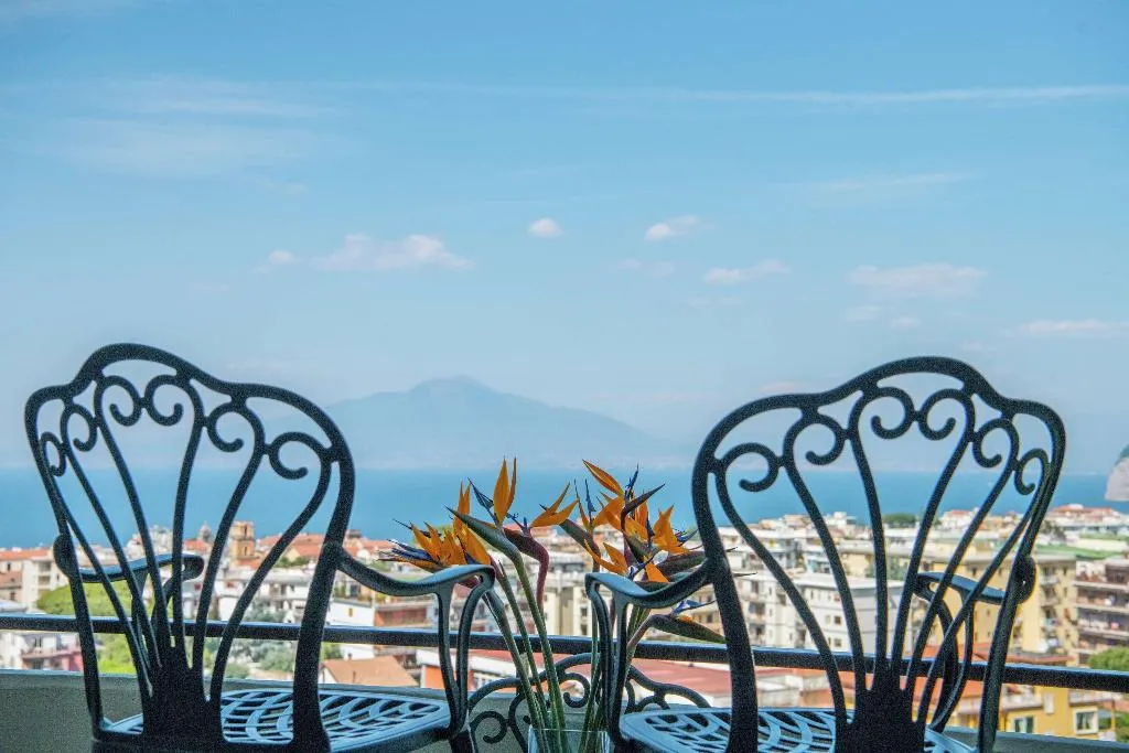 JUNIOR SUITE SEA VIEW Room, Hilton Sorrento Palace, Naples