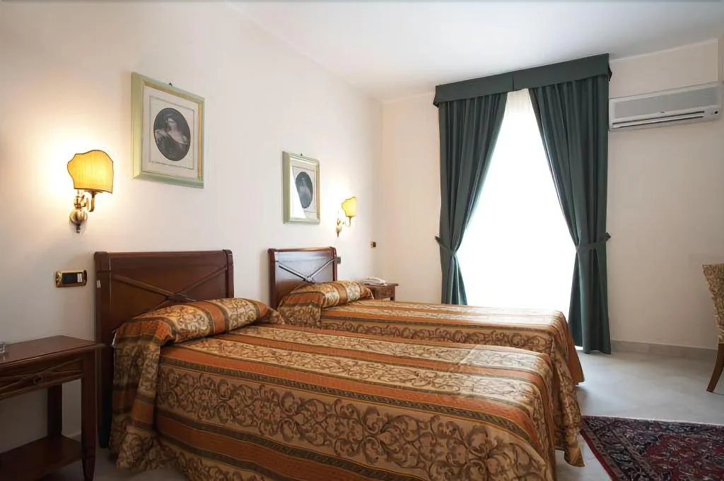 QUADRUPLE STANDARD Room, Hotel delle Palme, Taormina