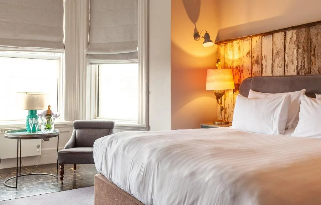 DOUBLE STANDARD Room, House Dublin, Dublin
