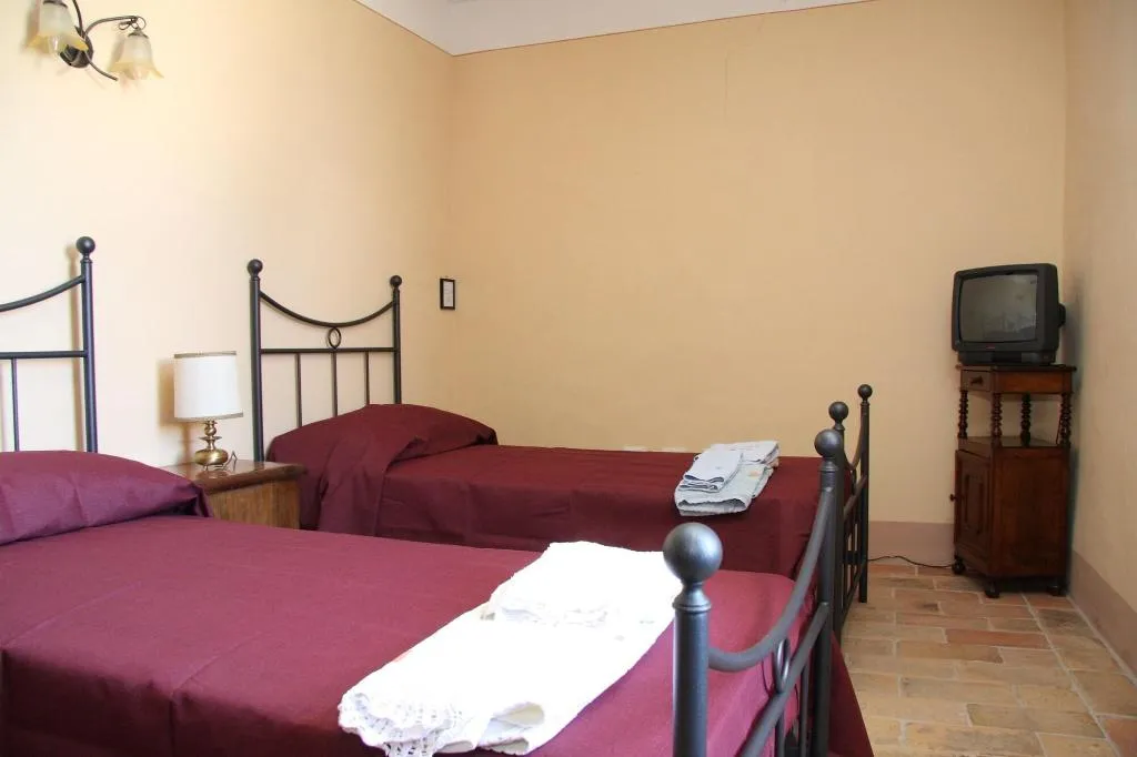 Room, Villa Del Cardinale, Perugia