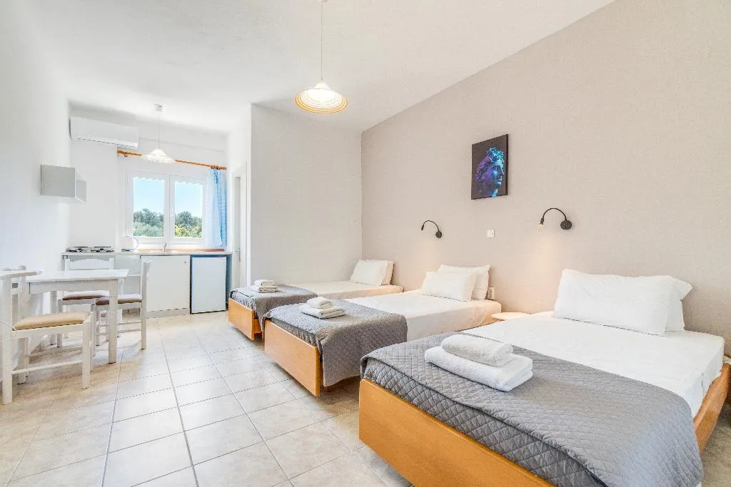 TRIPLE ANNEX Room, Saint Peter Bay Aparthotel, Corfu