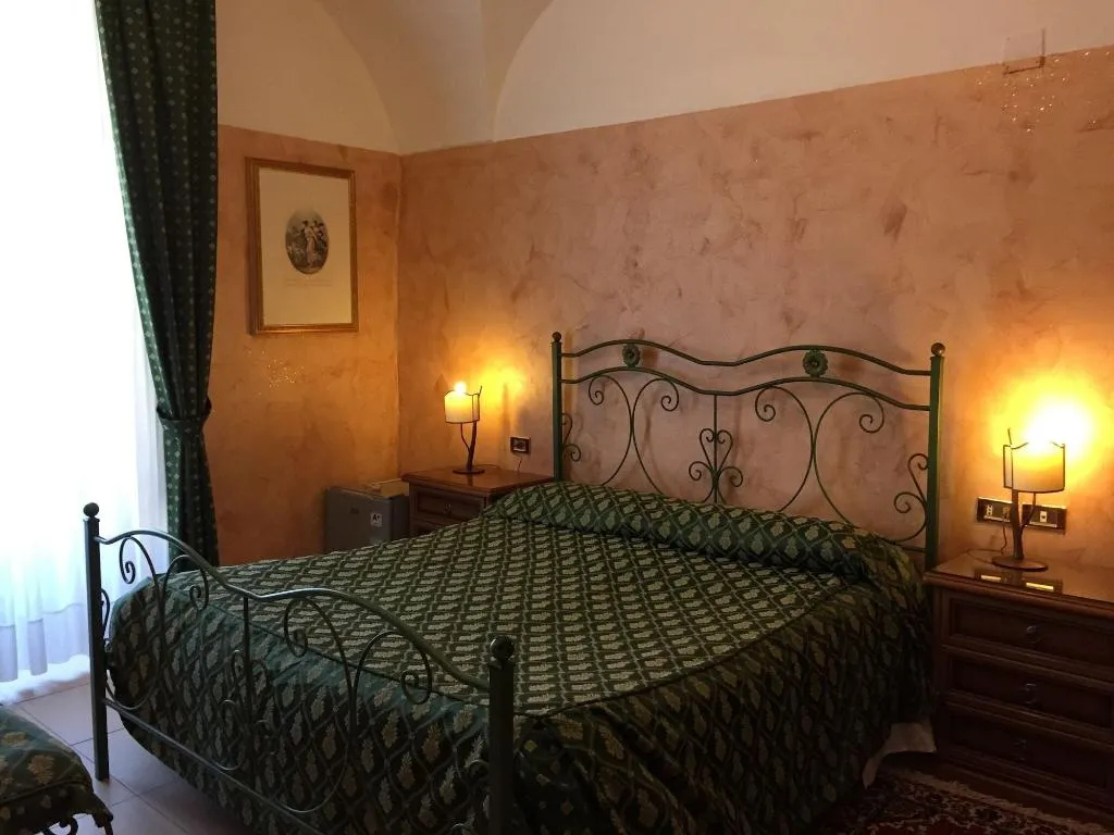 Room, Hotel Centrale Europa, Catania