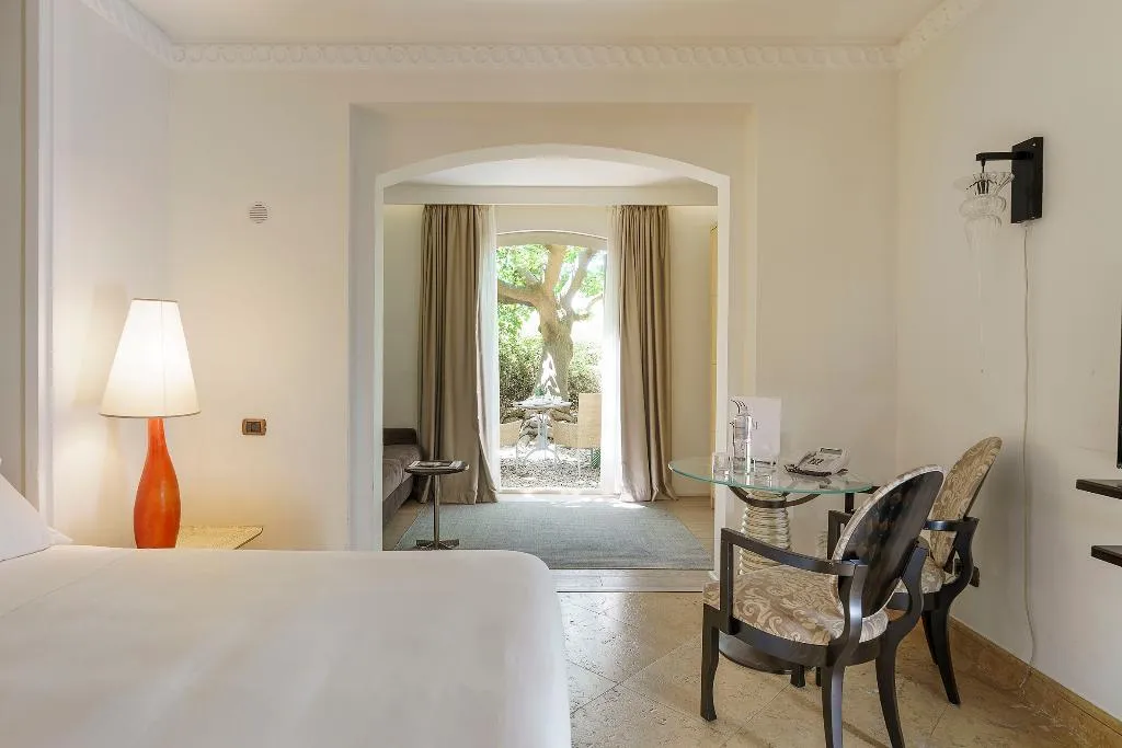 TRIPLE CLASSIC Room, Romano Palace, Catania