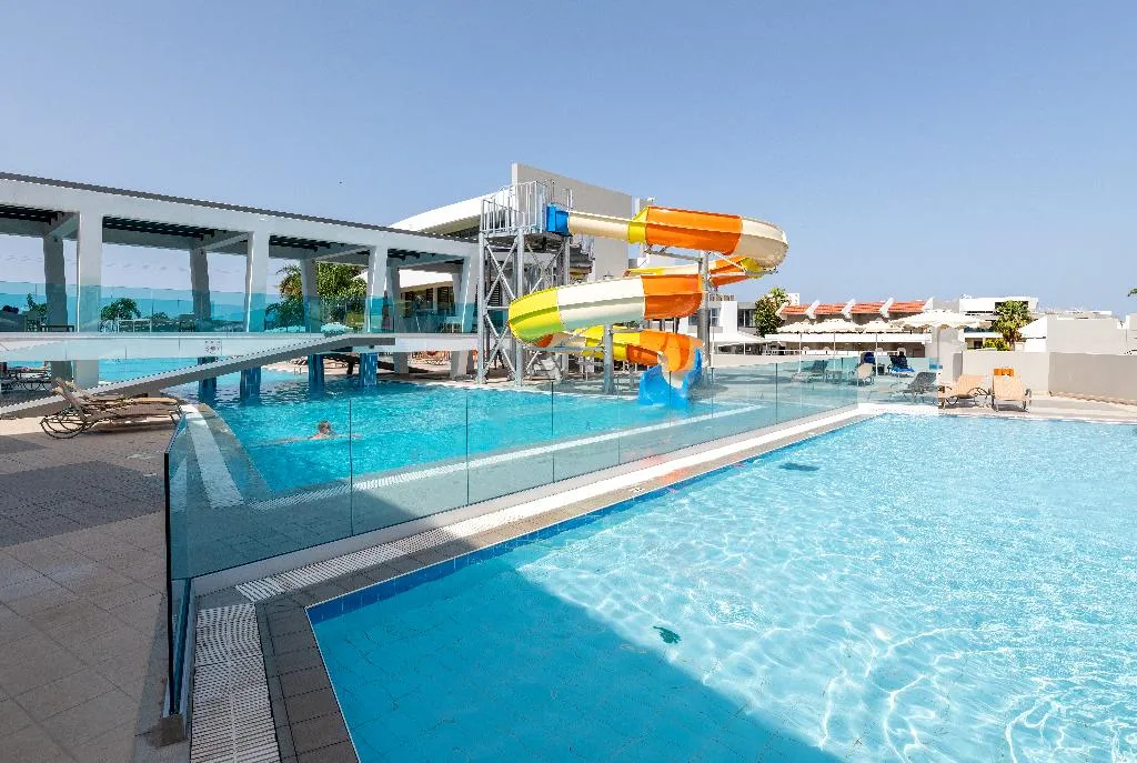 Pool, Virginia Family Resort, Rhodes