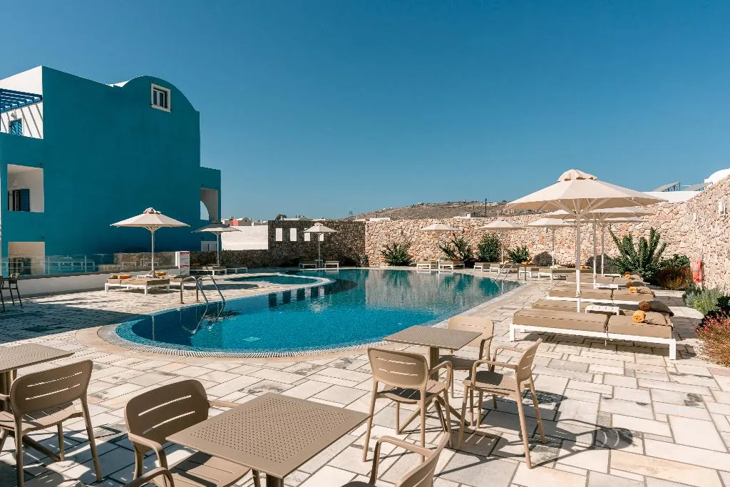 Pool, Margarenia, Santorini